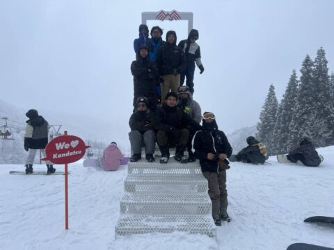 社員一同でスノーボードに行きました！